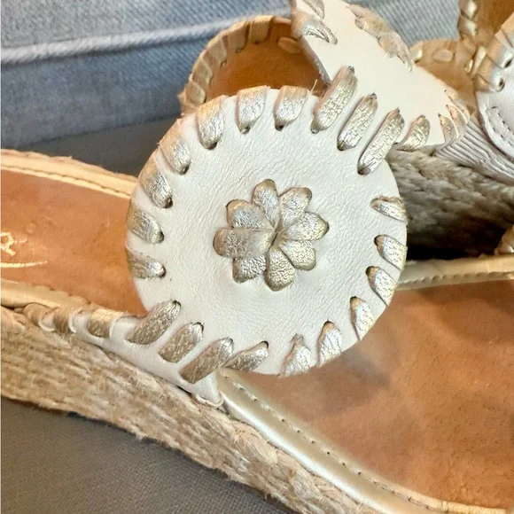 Classic Jack Rogers Cream and Gold Shelby Espadrille Sandals - Size 6 - Picture 2 of 8